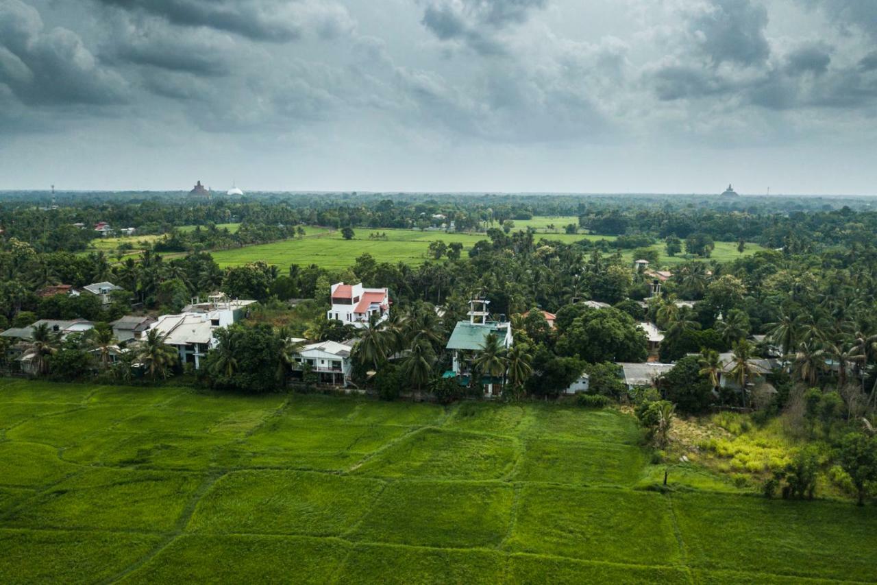 Bed and Breakfast Heaven Upon Rice Fields Anuradhapura Exterior foto